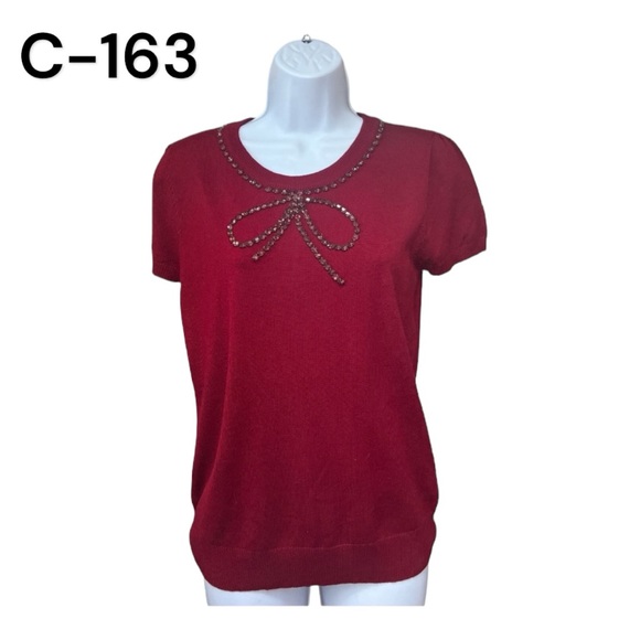 Sz Medium Grace Elements Red Rhinestones Top NWT - Picture 1 of 7